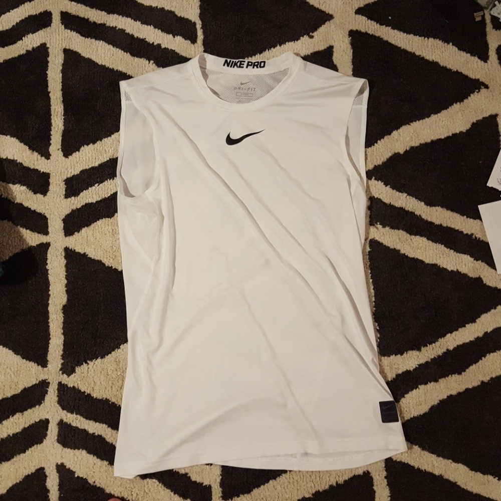 Nike workout tank